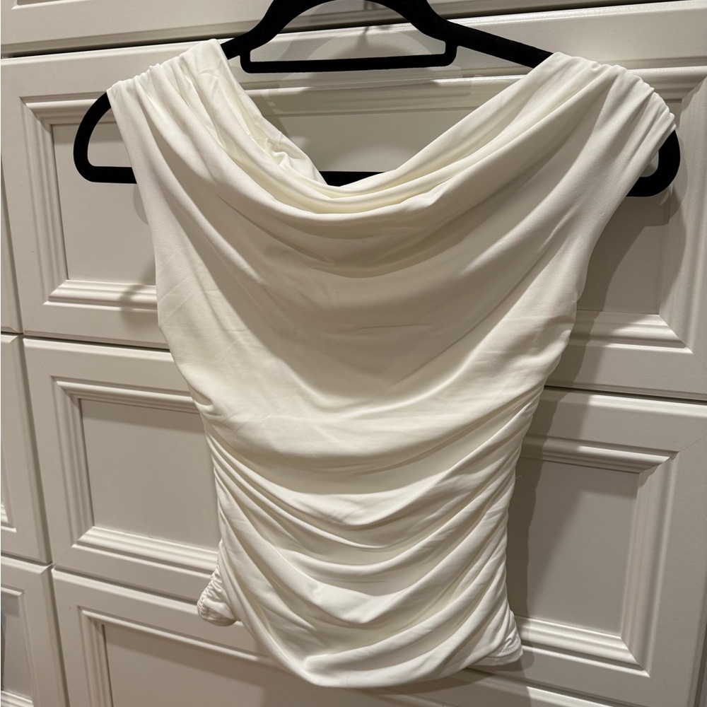 MESHKI White Ruched Top - Picture 5 of 6